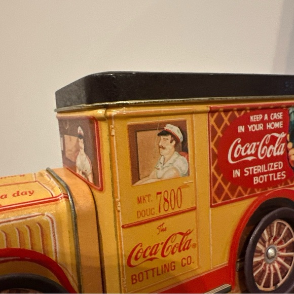 Coca Cola Delivery Truck Shaped Vintage 1995 Collector Tin Storage Box 4H 7.5L - Picture 5 of 10